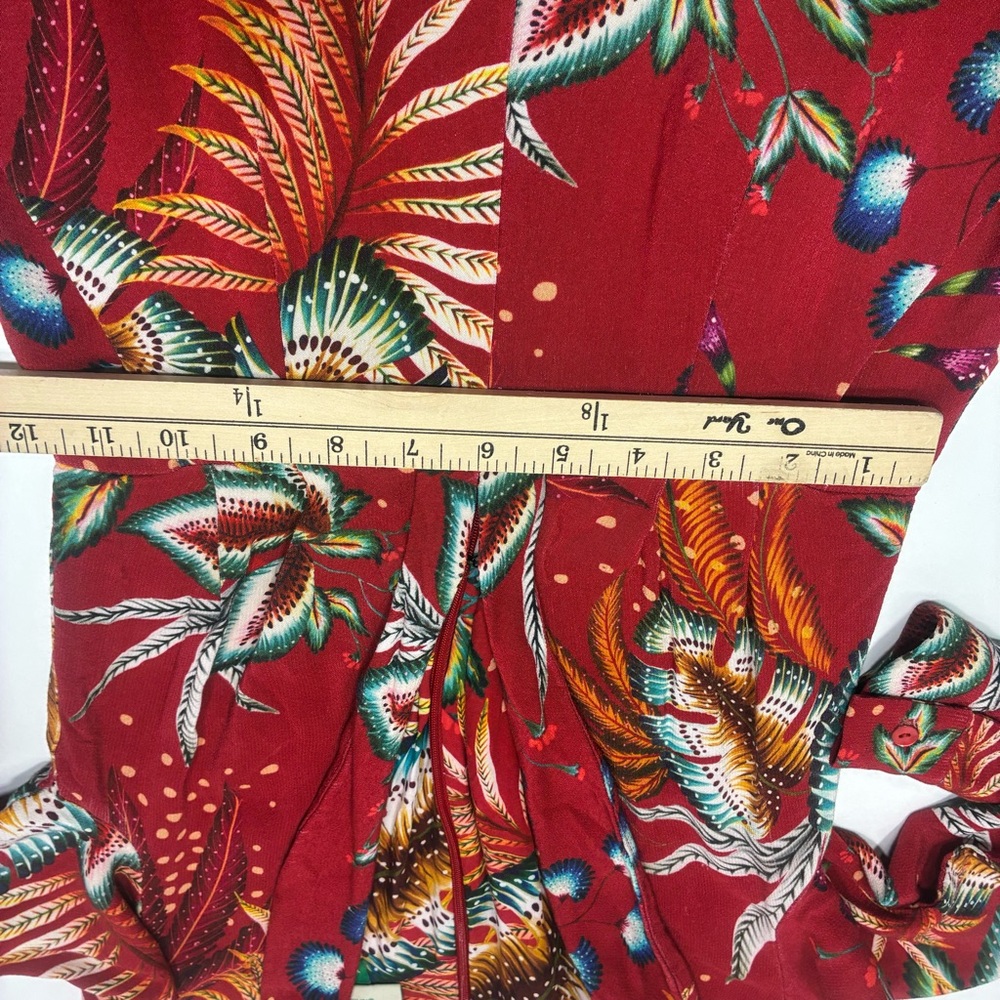 Farm Rio Jumpsuit Women Size XS Elegant Red Floral V-neck long sleeves waterfall - Picture 9 of 13